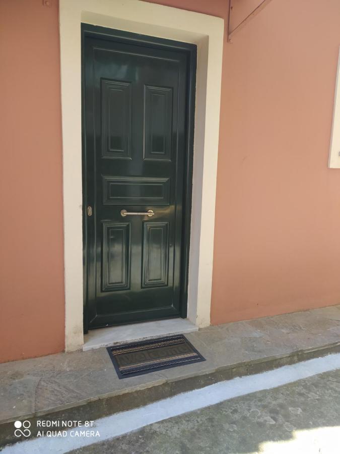Villa Magdalini Lákones Екстериор снимка